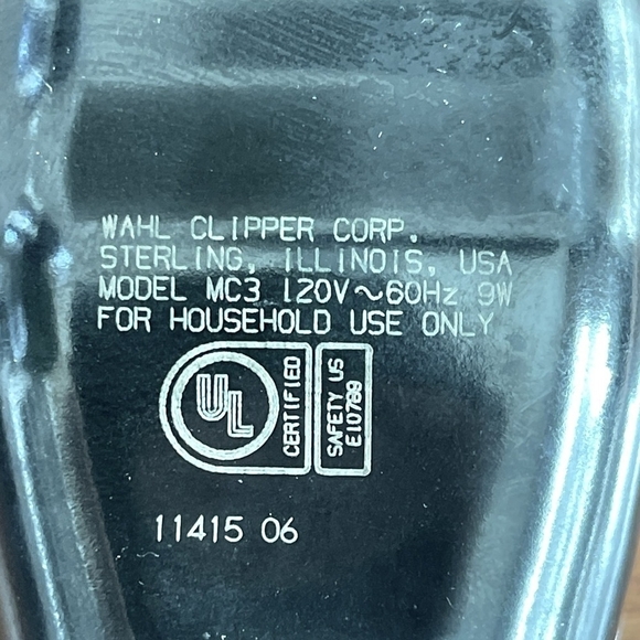 WAHL Model MC3 120V Professional Grade Hair Clipper & Accessories Hair Trimmer - Picture 6 of 6